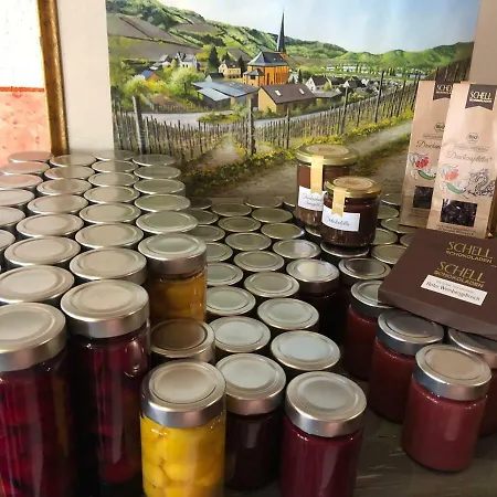 شقة Altes Spitzhaus An Der Goldroul زينهايم