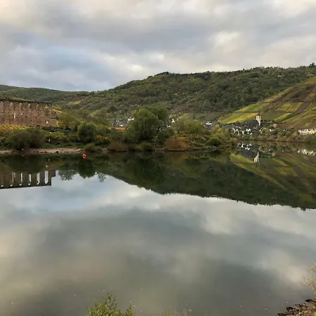 شقة Altes Spitzhaus An Der Goldroul *